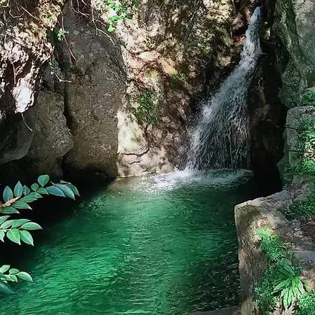 Konukevi Candalla Camaiore