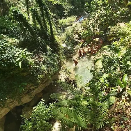 Πανσιόν Candalla 4*